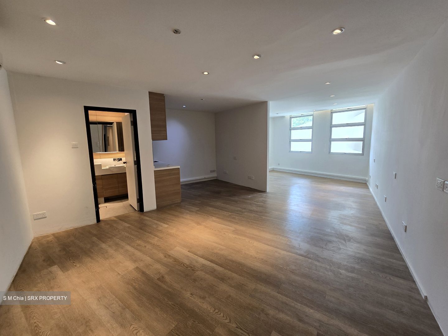 Tank Road (D9), Office #536167431